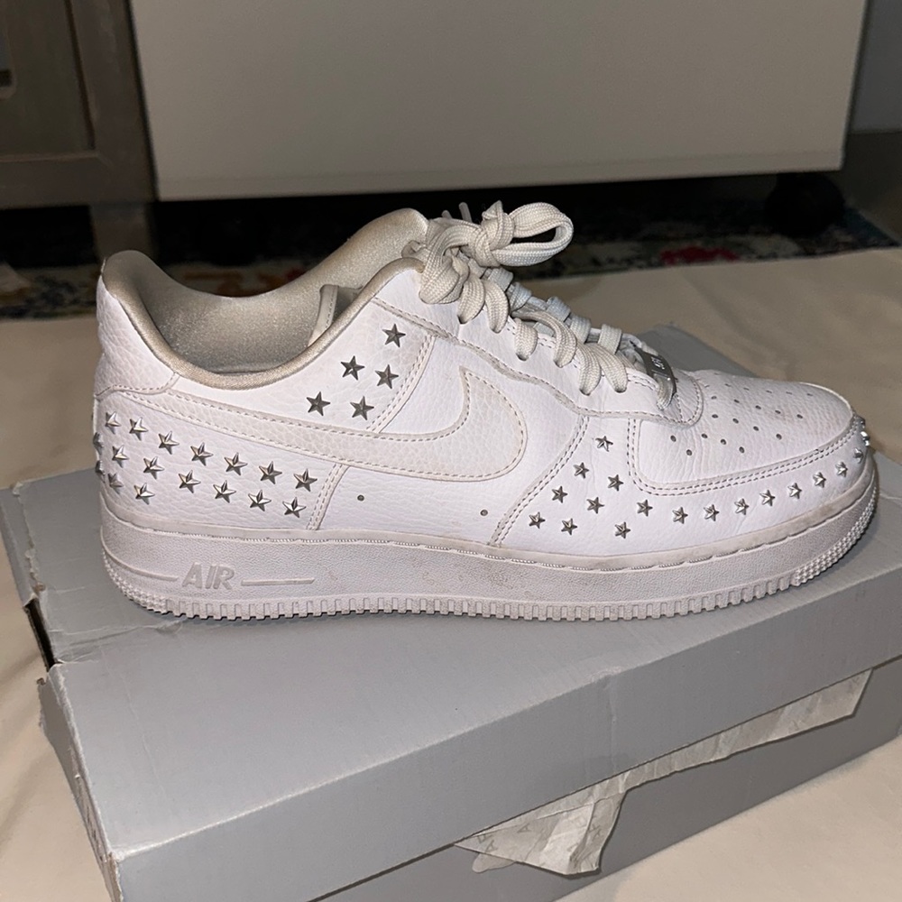 nike air force one star studded with original box